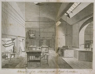Intérieur du laboratoire du sous-sol de l